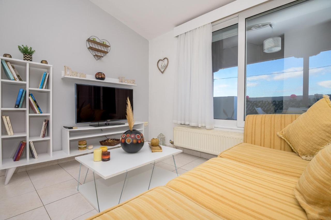 City Melody Apartment With Private Parking Alexandrupoli Exteriér fotografie